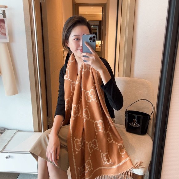 GUCCI Fringed metallic wool-jacquard scarf | NET-A-PORTER 💎✨AUTHENTIC✨💎Gucci scarf